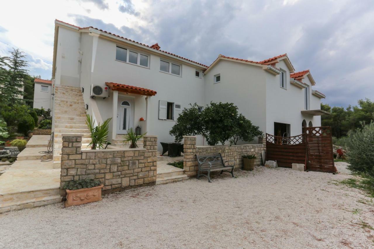 Apartment Star Supetar Exterior photo